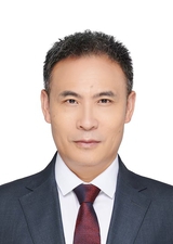 Portrait of Dr. Yungui Yang